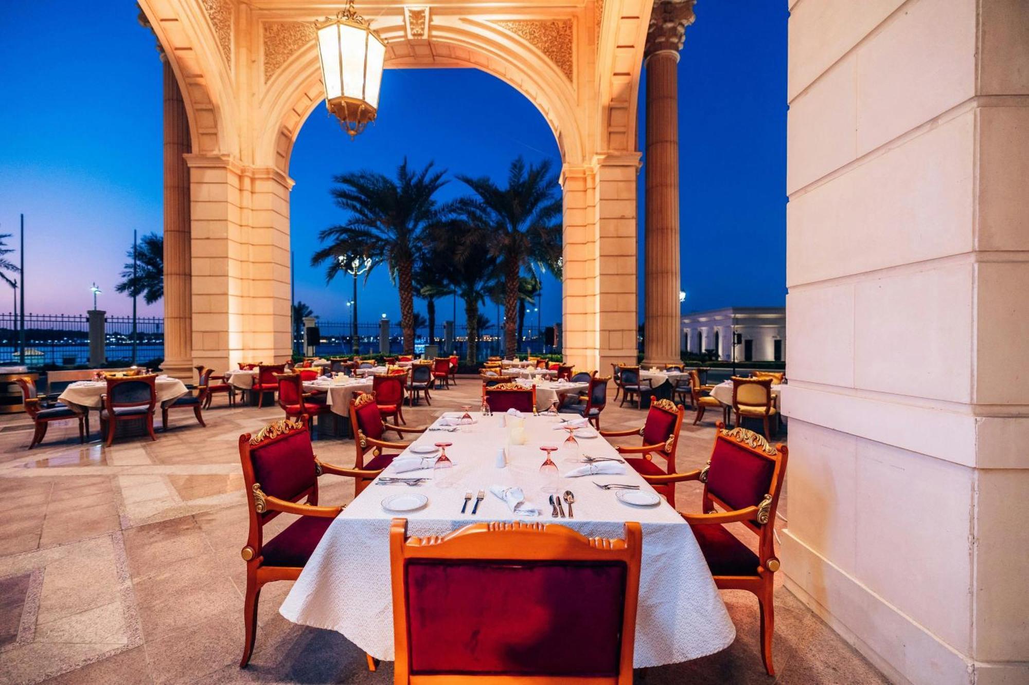 The Ritz-Carlton Jeddah Hotel Eksteriør billede The Beach Restaurant